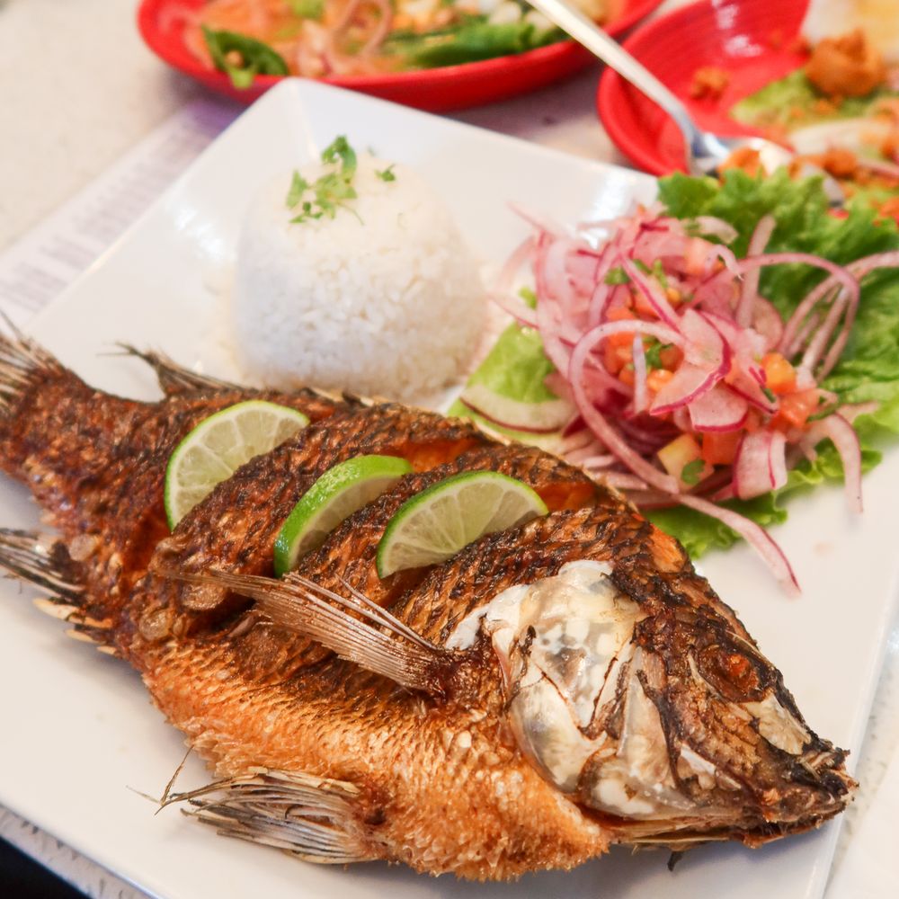 Natalie Peruvian Seafood Restaurant - Hollywood