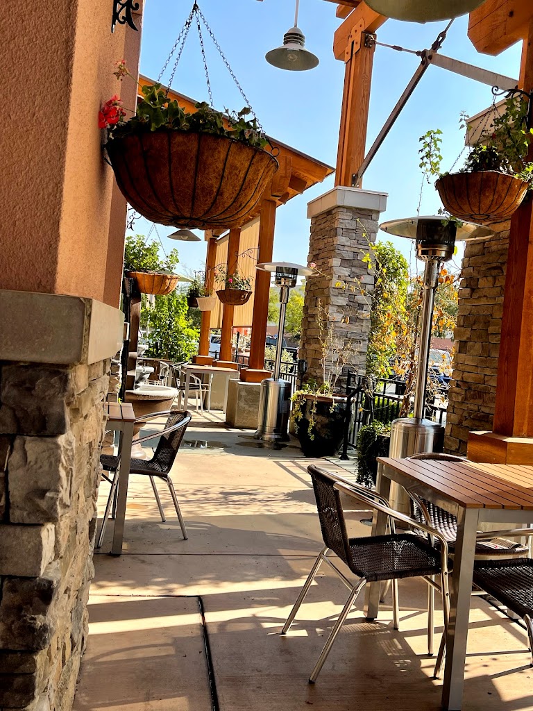 Tah Deeg Persian Cuisine