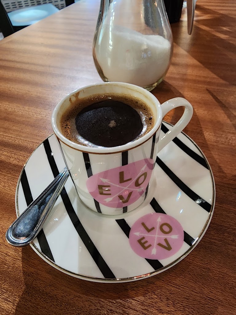 Meze Moon Mediterranean Cousine