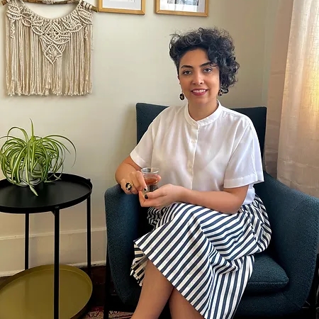 Shahrzad MahmoudiEMDR & Psychotherapy