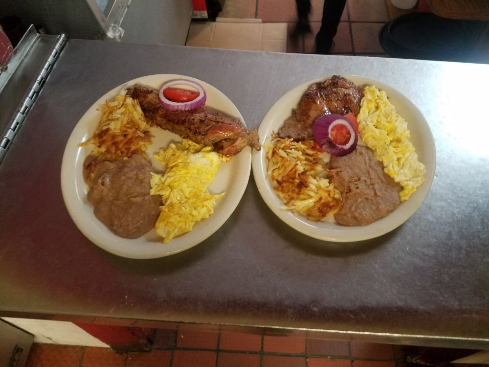 Julias Restaurant