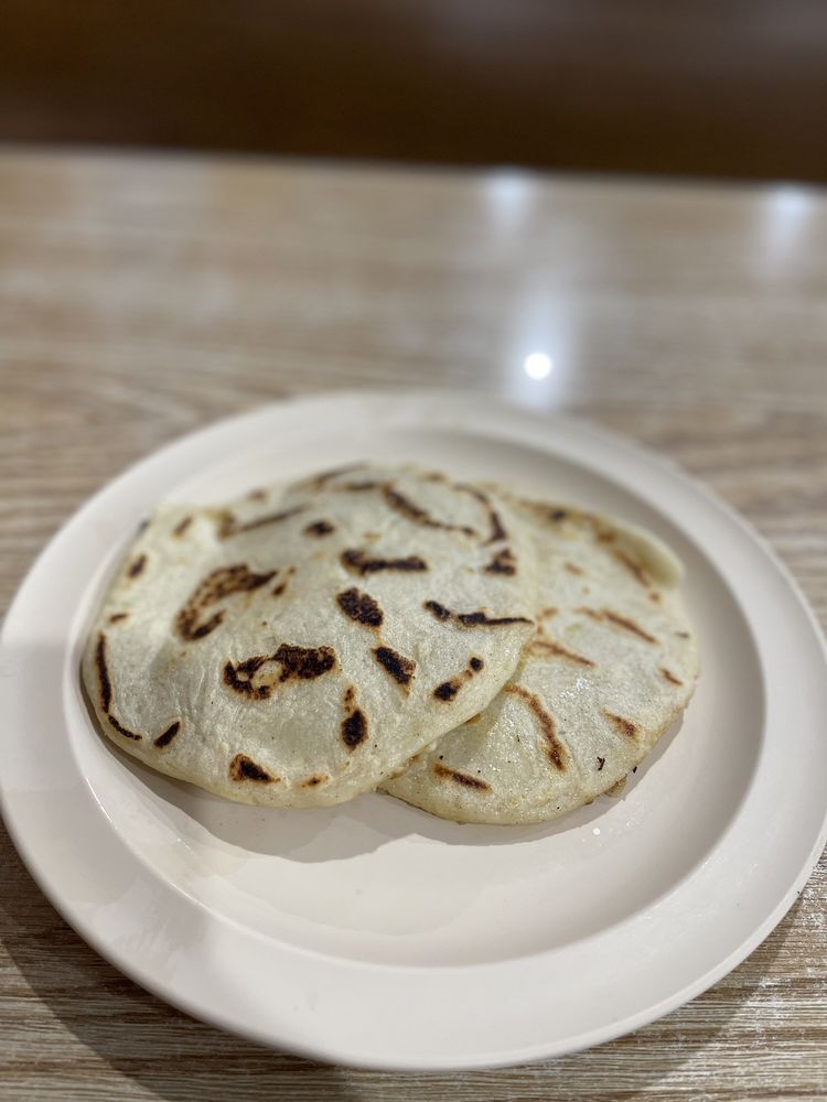 El Pulgarcito Salvadorean Restaurant