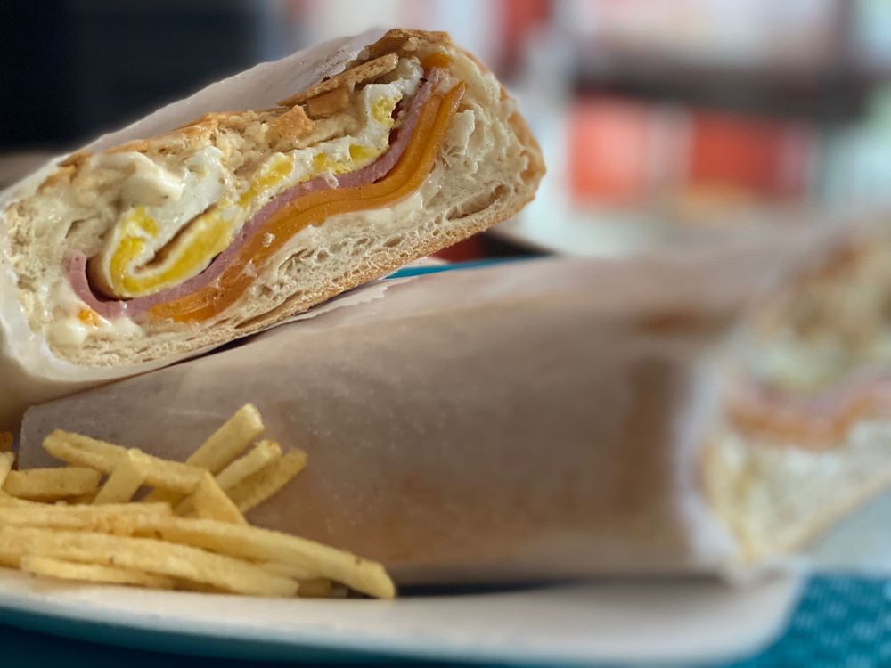 Puertorrican Bakery & Cyber Café - Temp. CLOSED