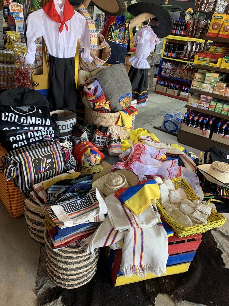 Manantial Market Place