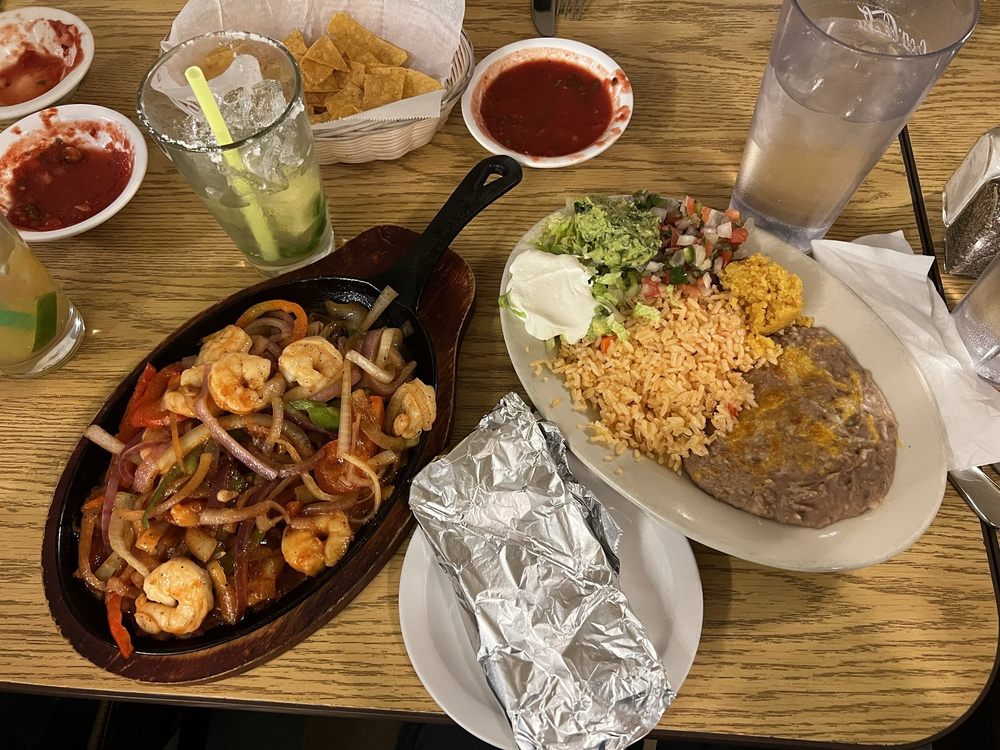 Carlos1800 Mexican Grill and Cantina