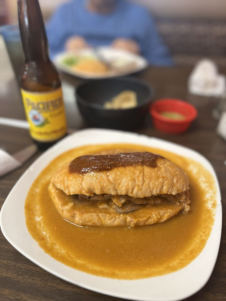 El Tlahualil Mexican Restaurant