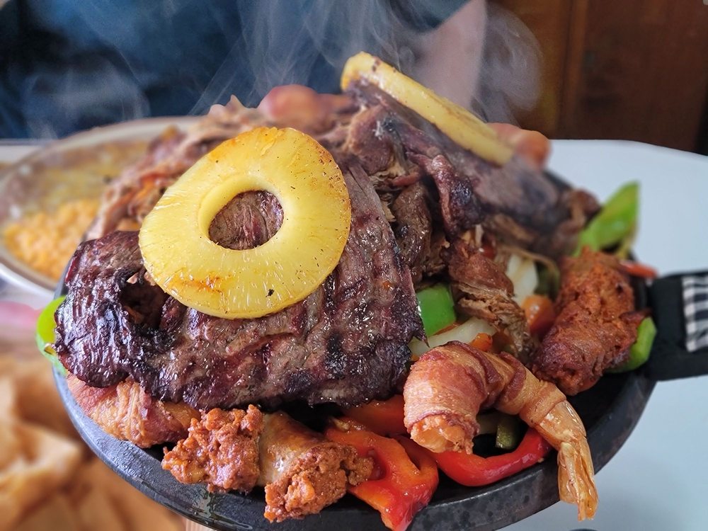 Domingo’s Mexican & Seafood Restaurant