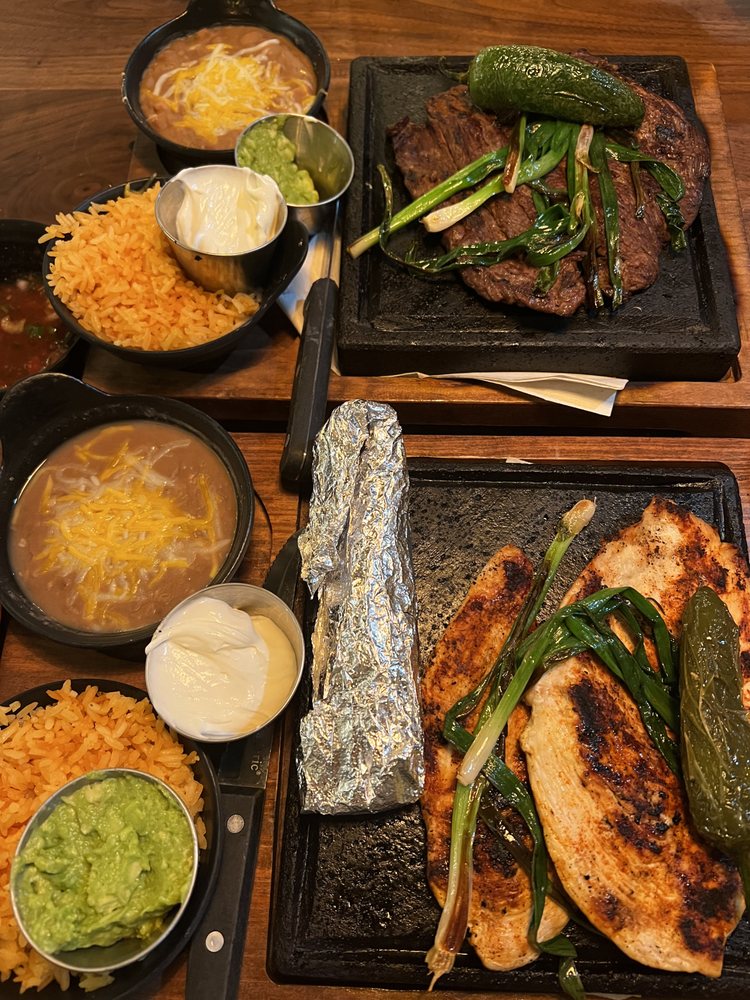 Raul’s Tequila & Kitchen
