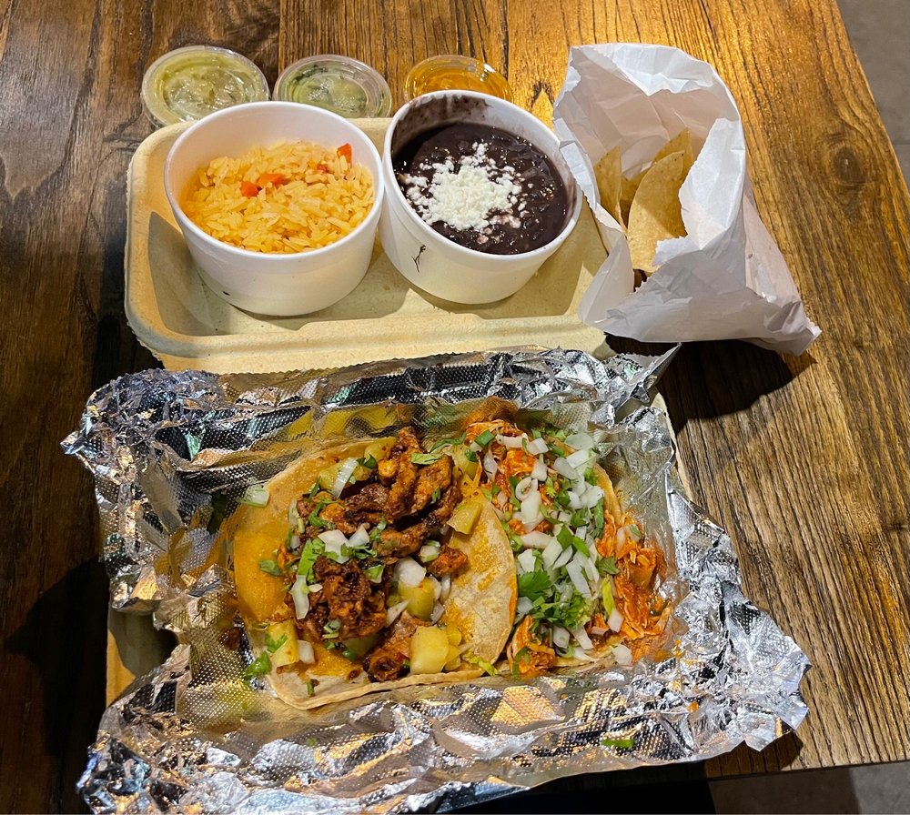 Benny’s Tacos & Rotisserie Chicken in Santa Monica