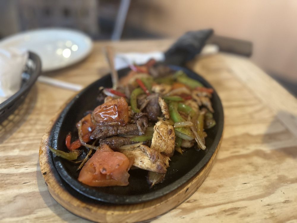 Frank & Fina’s Cocina