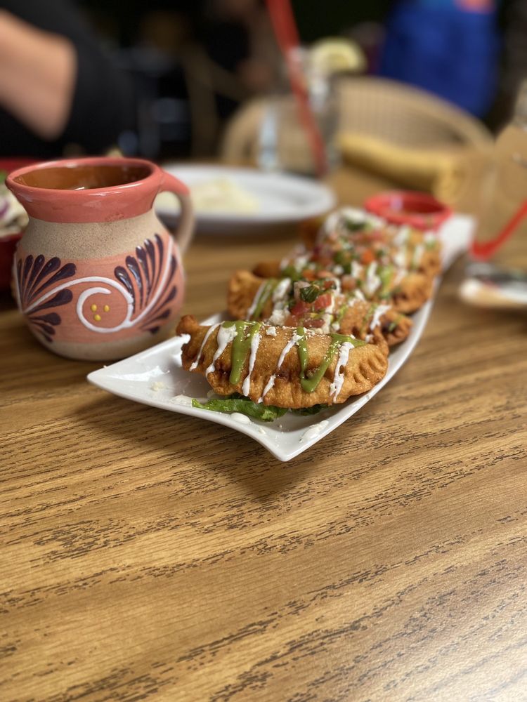Alebrijes Cafe & Grill
