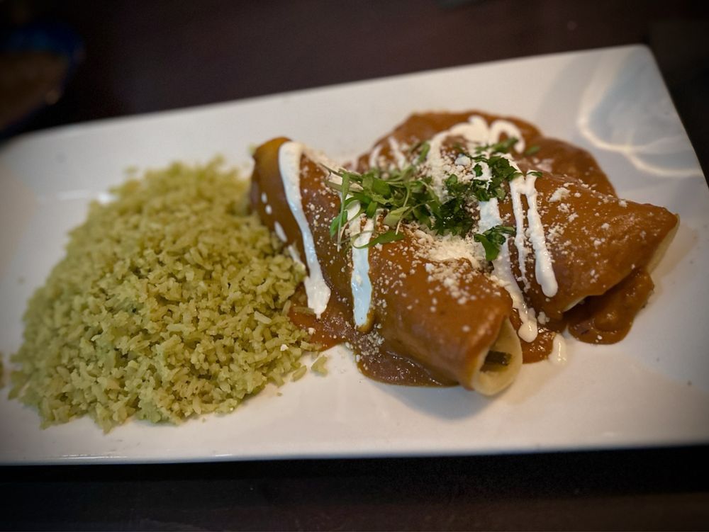 Zafiros Mexican Grill
