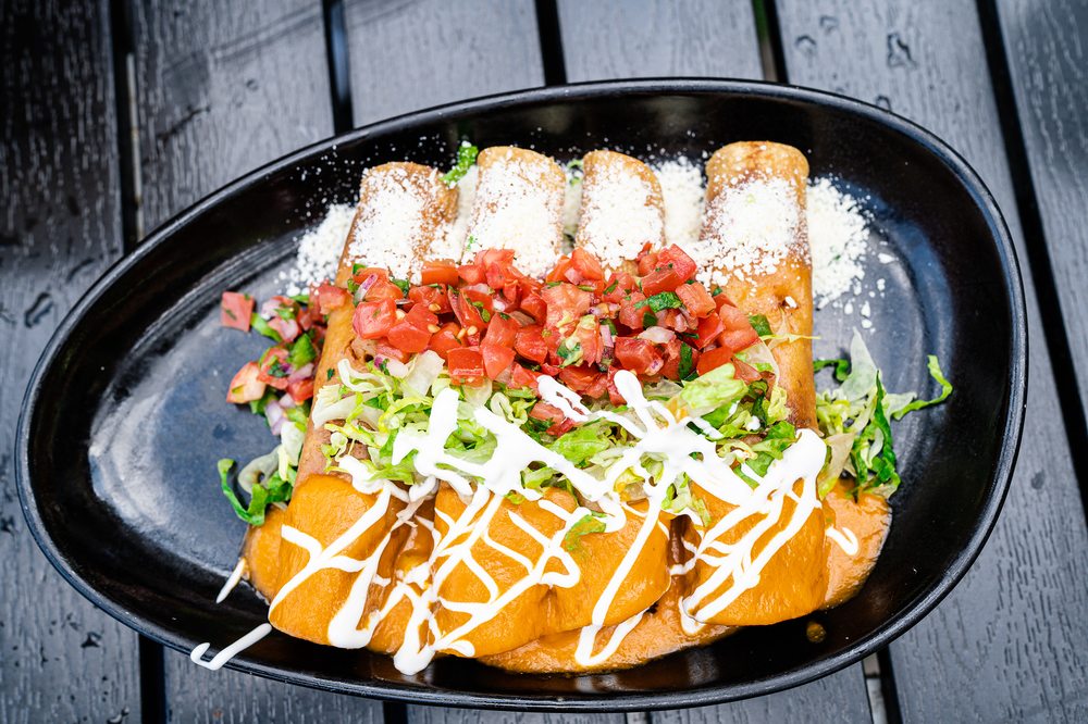 El Bolero - Design District