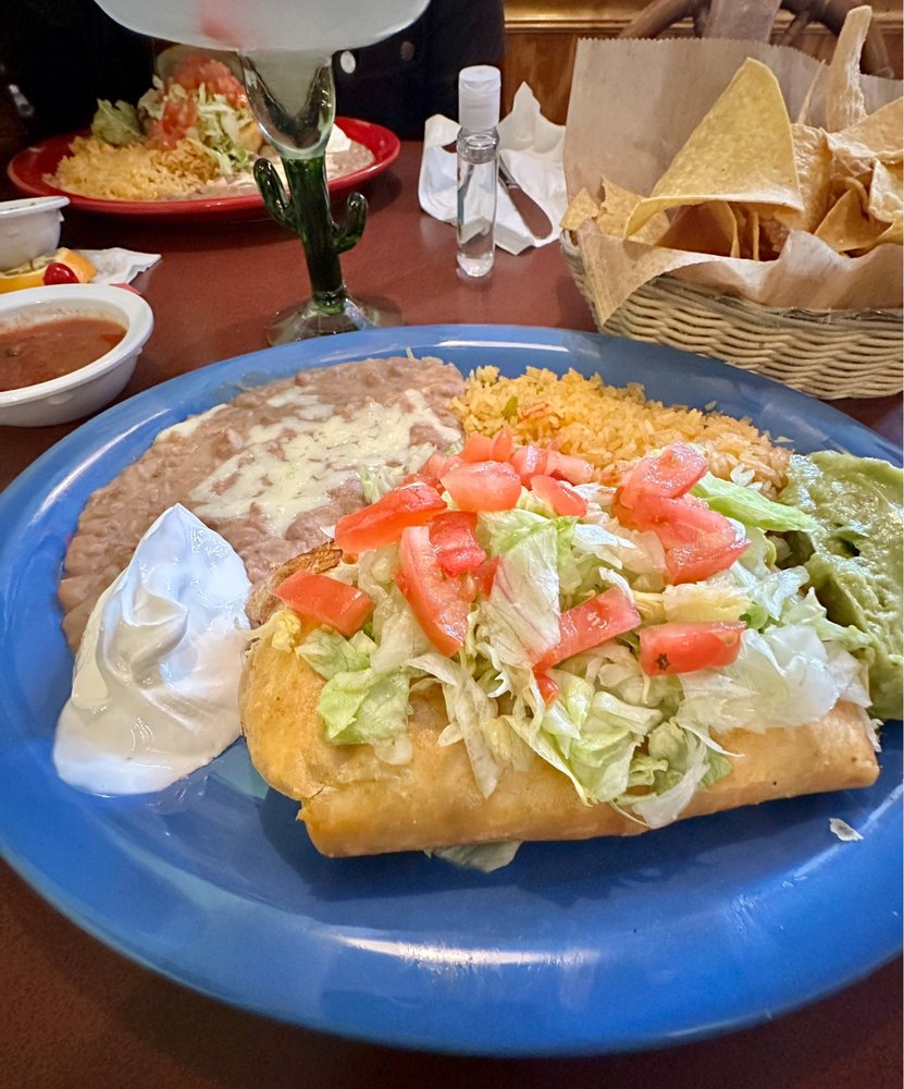 Acapulcos Mexican Family Restaurant & Cantina