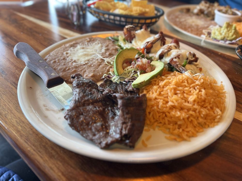 Burritos Y Tacos San Juan