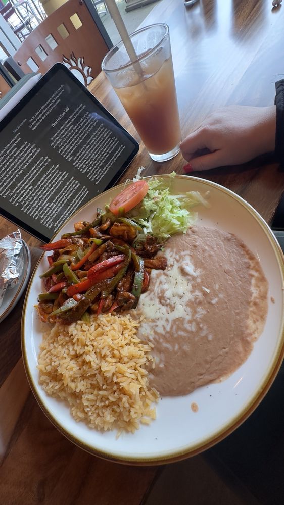 Carmen’s La Hacienda
