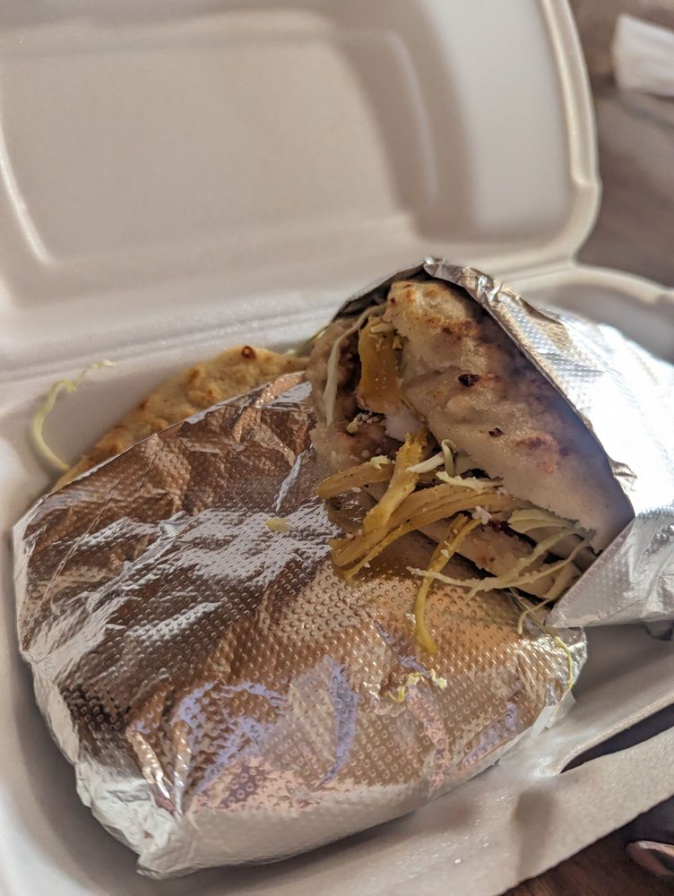 Dinora’s Restaurant and Bakery