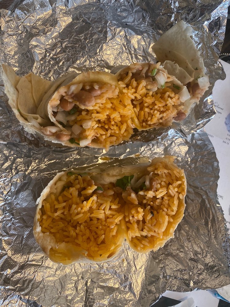 Los Montes Country Market