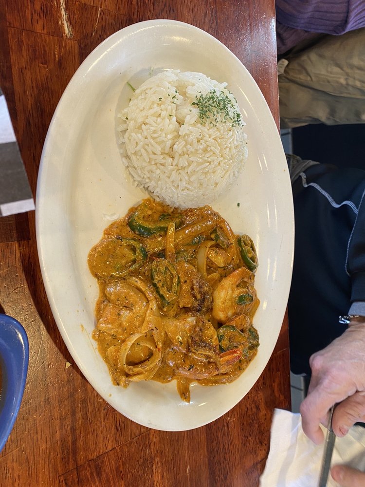 Flamingos Latin Bar & Grill