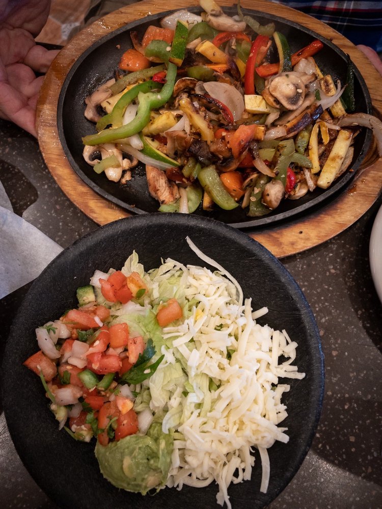 Casa Garcia’s - Manor