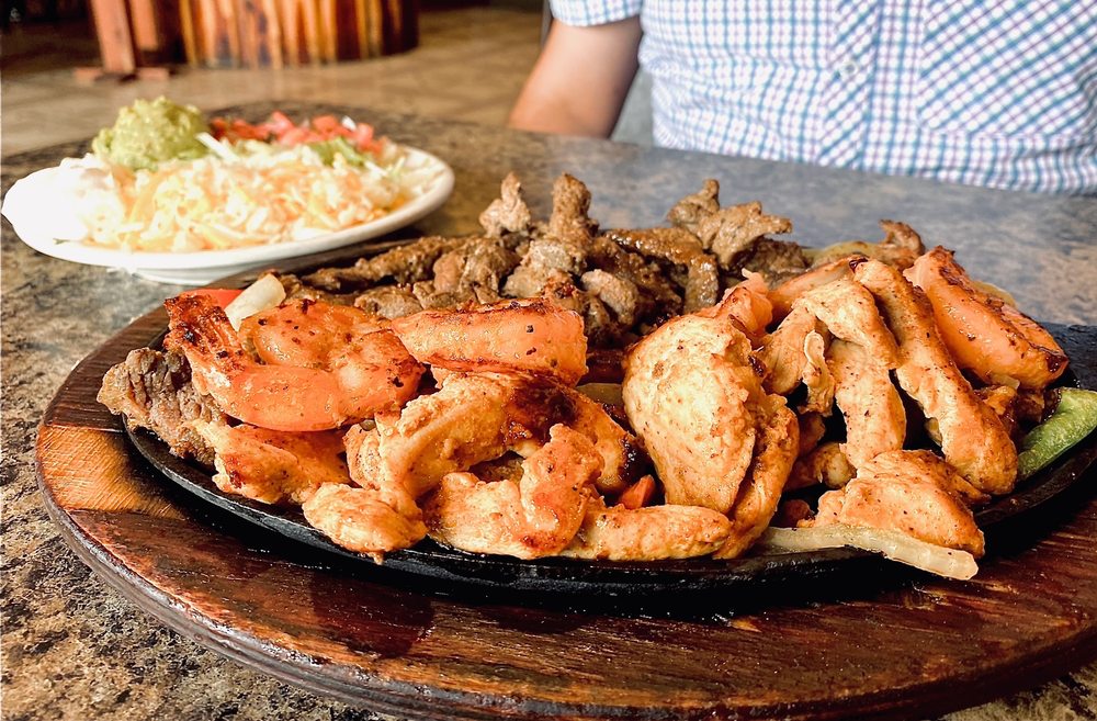 Ramos Restaurant and Sports Bar