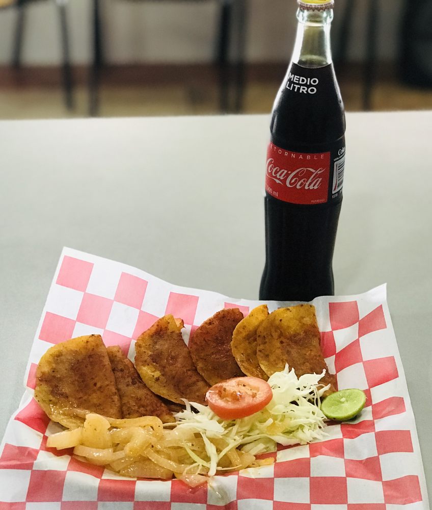 Tacos Y Gorditas El Regio