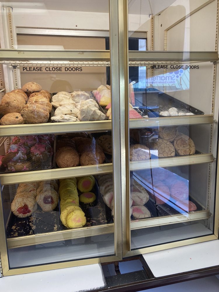 La Mexicana Bakery And Tortilla Factory