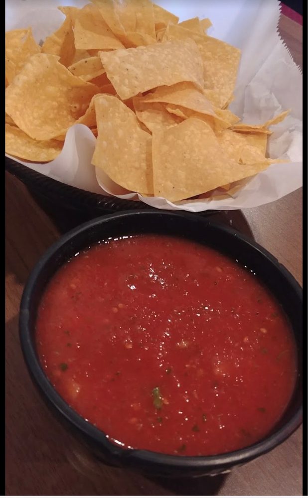 La Huerta Bar & Grill