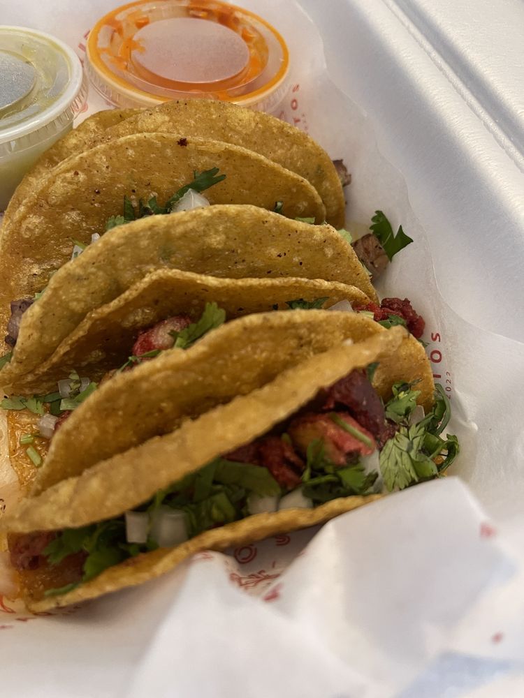 Cruzito’s Taquitos