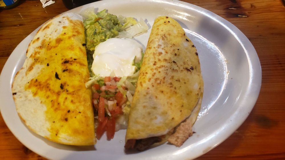 DOS Primos Mexican Restaurant