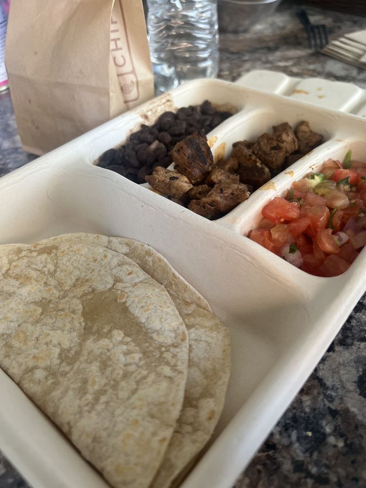 mexican food - restaurant & catering - chipotle... Chipotle Mexican Grill - IL 60108 | United Tribes