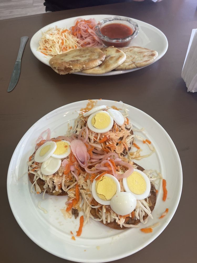 Flope Bar & Restaurant