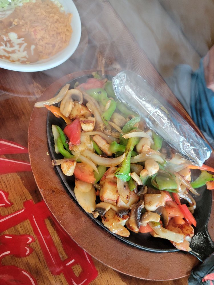 La Matraca Mexican Grill & Cantina