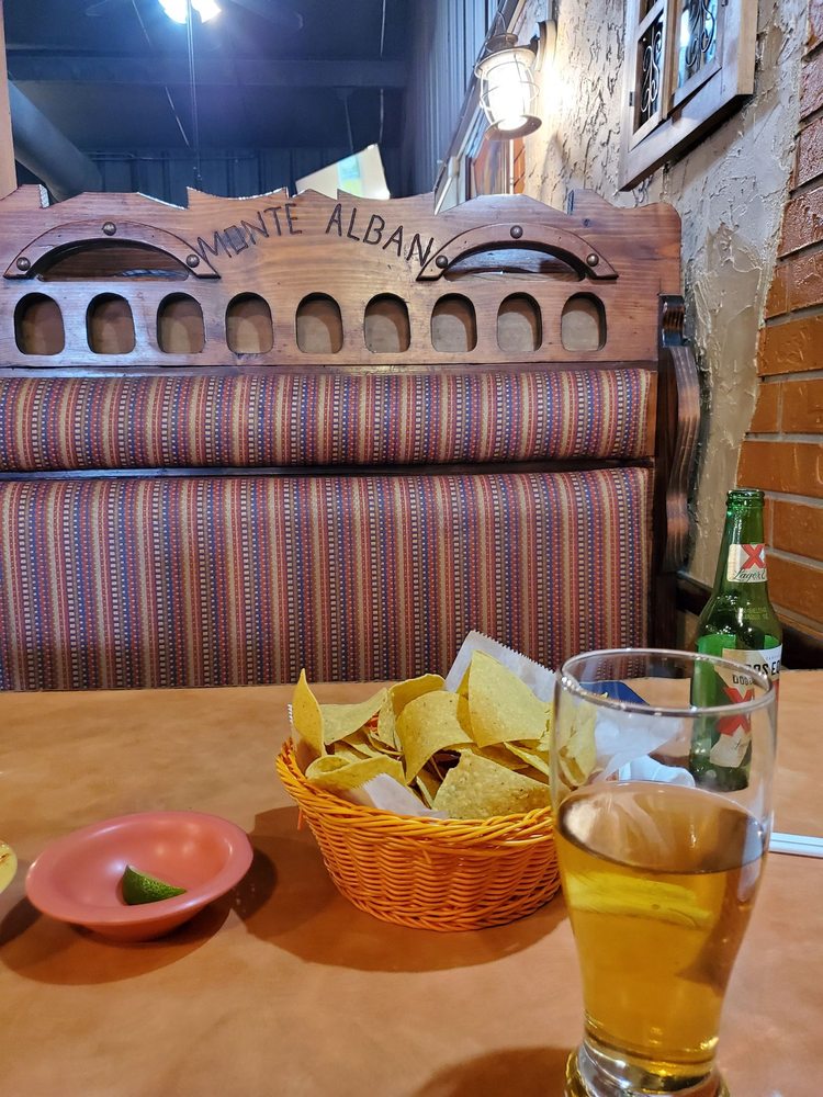 Monte Alban Restaurante Mexicano