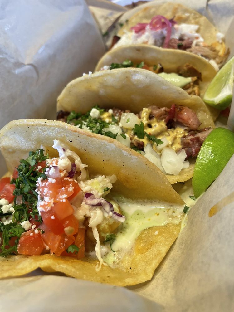 Mountain Mamas Cantina and Eatery