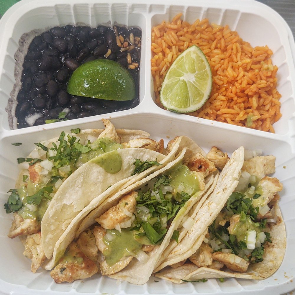 Lola’s Tex-Mex Restaurant