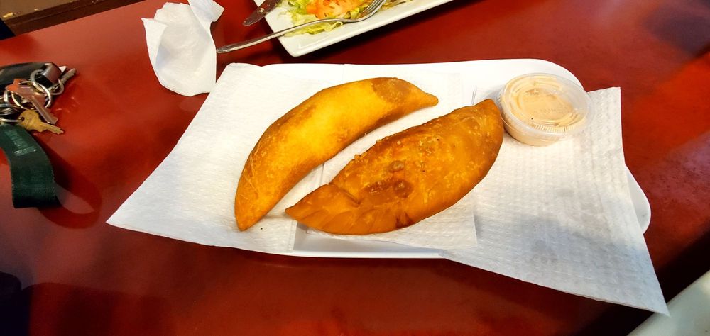 Bravas Bar & Flamboyan Grill