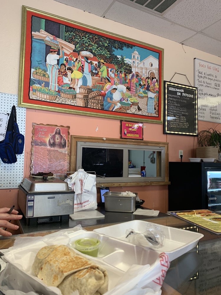 Restaurant Y Panaderia Latina