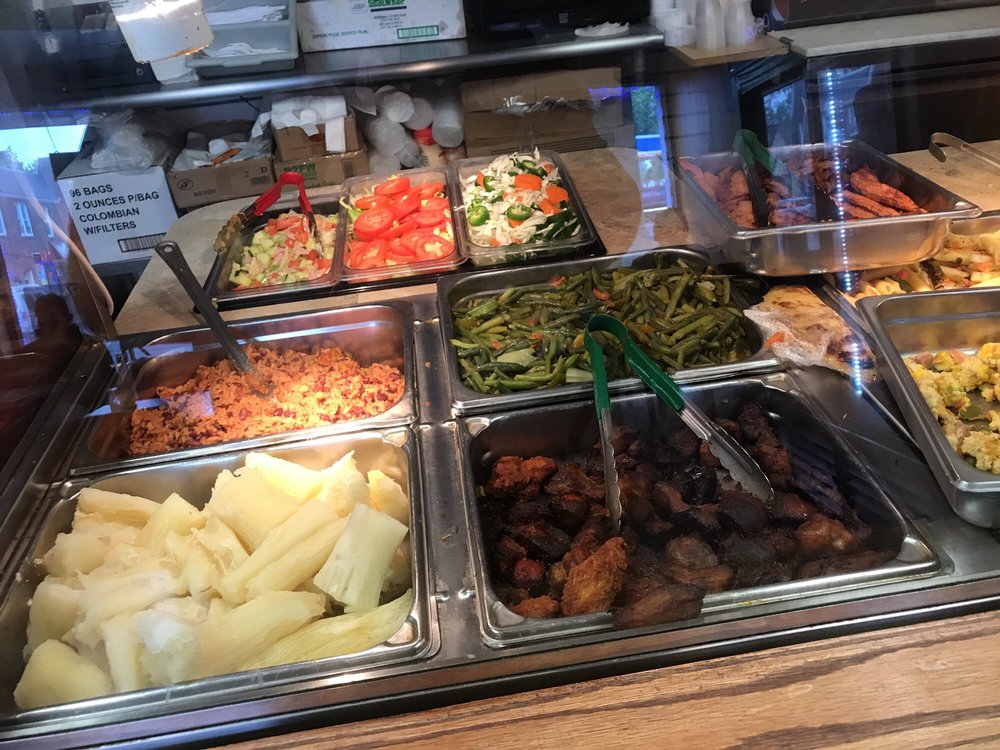 Clinton Panaderia & Pupuseria