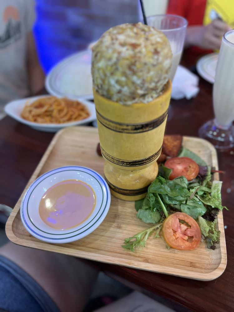 El Tina Riverdale Restaurant