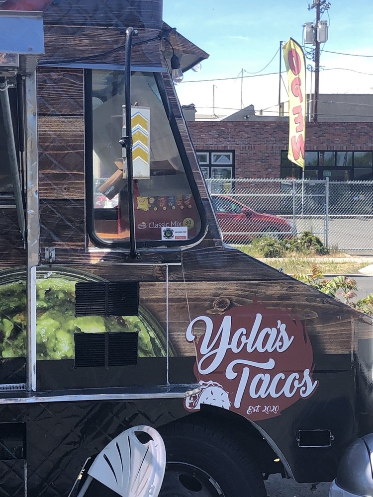 Yola’s Tacos