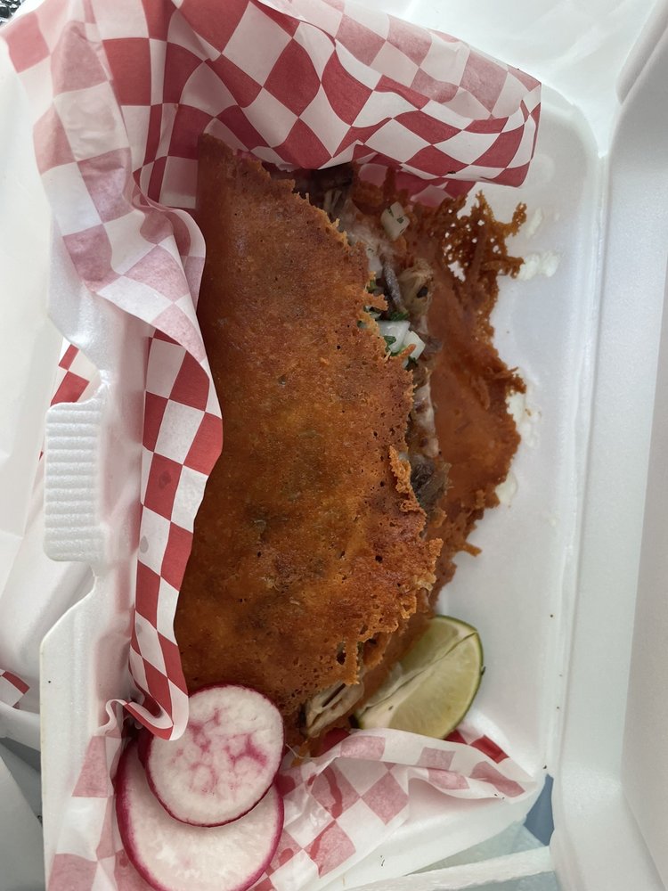 Mis Reinas Meat Market & Kitchen