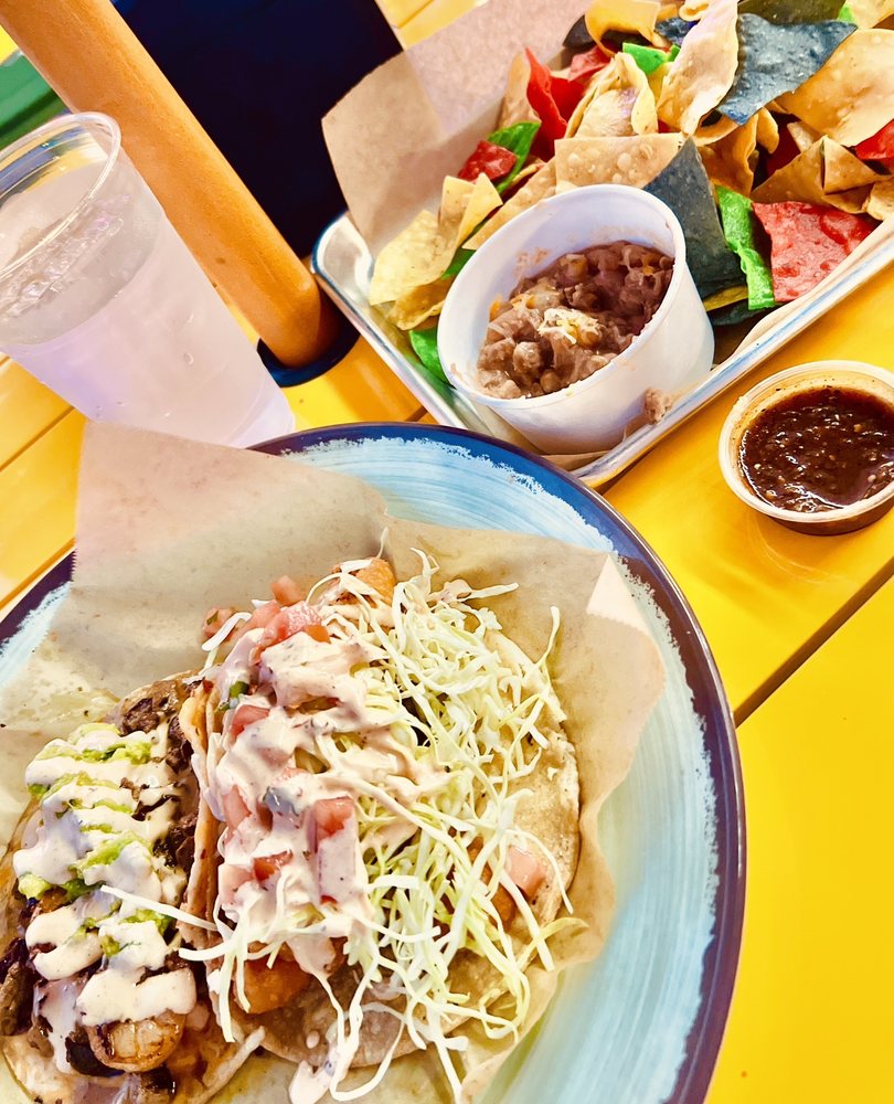 Johnny Mañanas - Ocean Beach