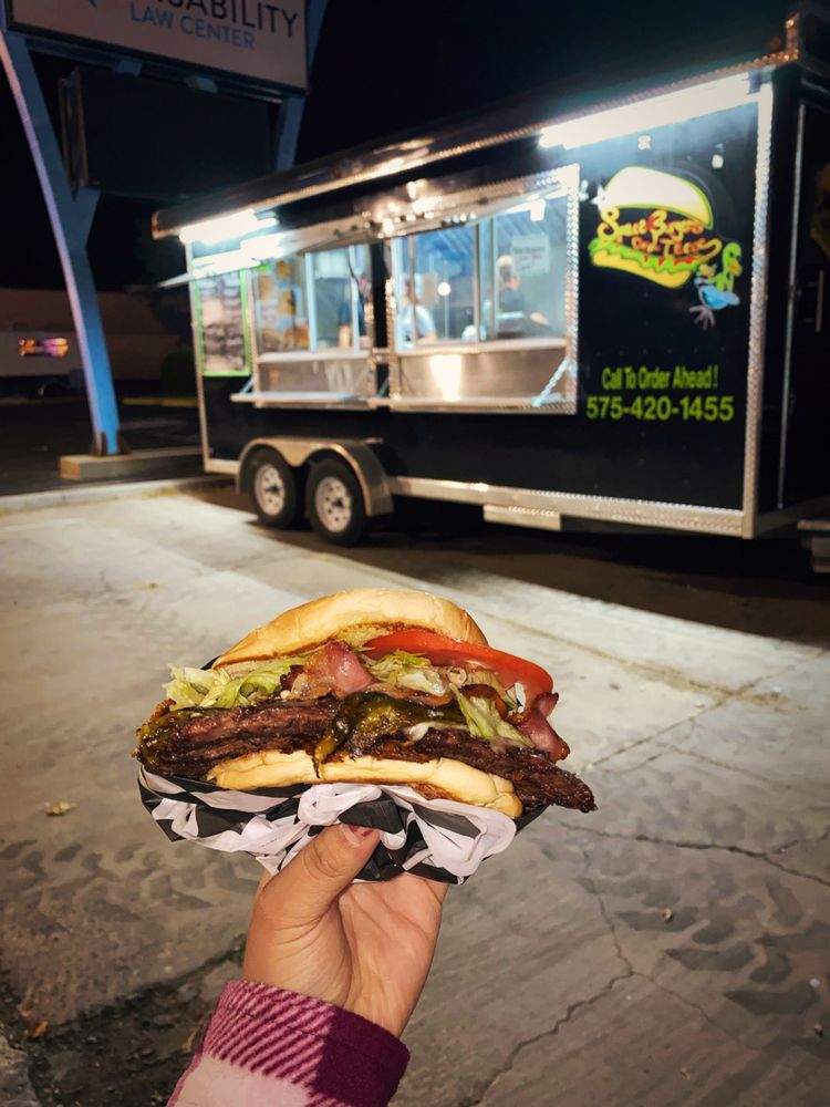 Space Burgers and Tacos