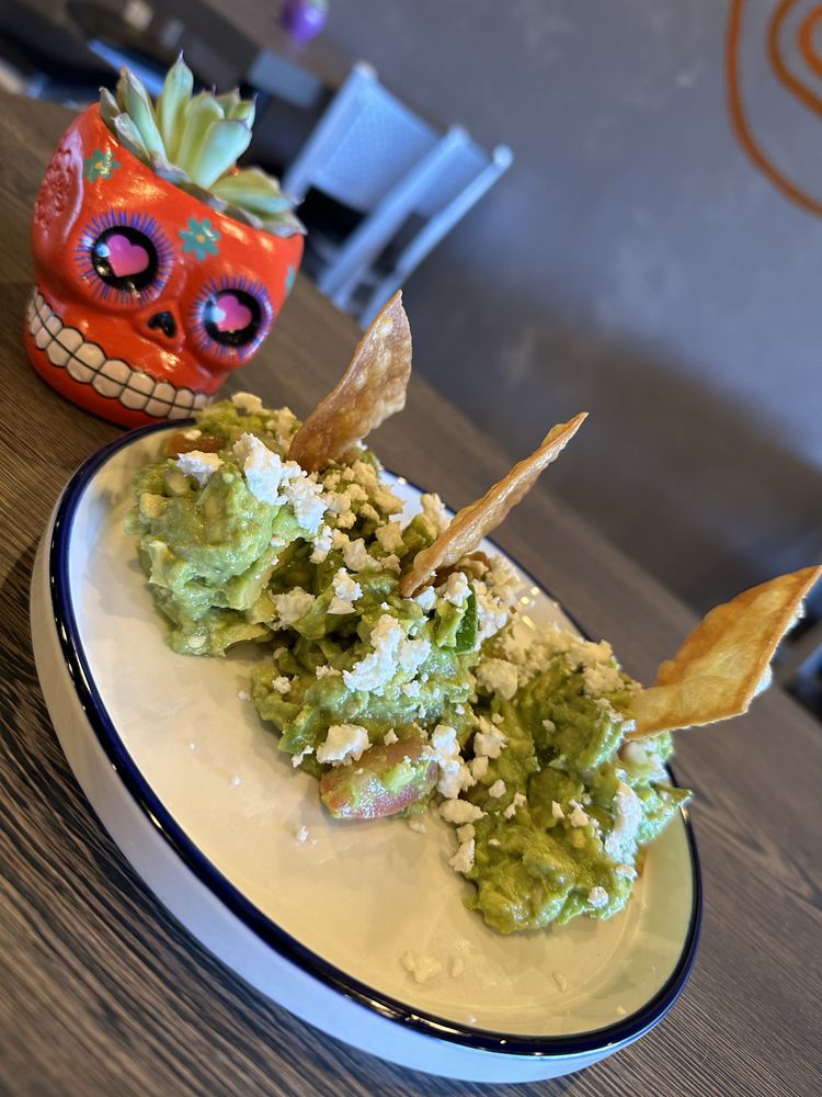 Luchador Micheladas & Botanas