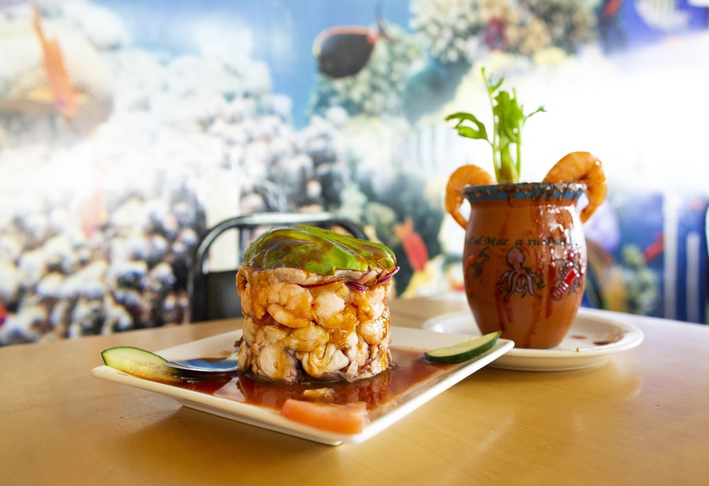 Mariscos El Bucanero