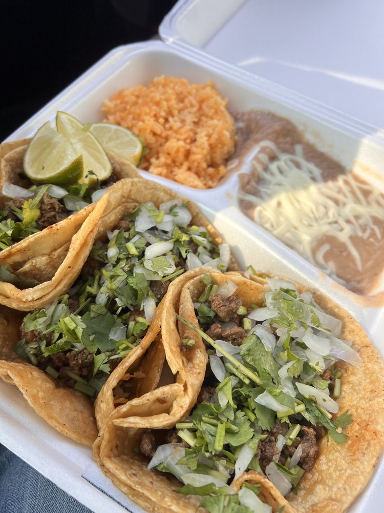 Fast Taco by Lupitas Mexican Store