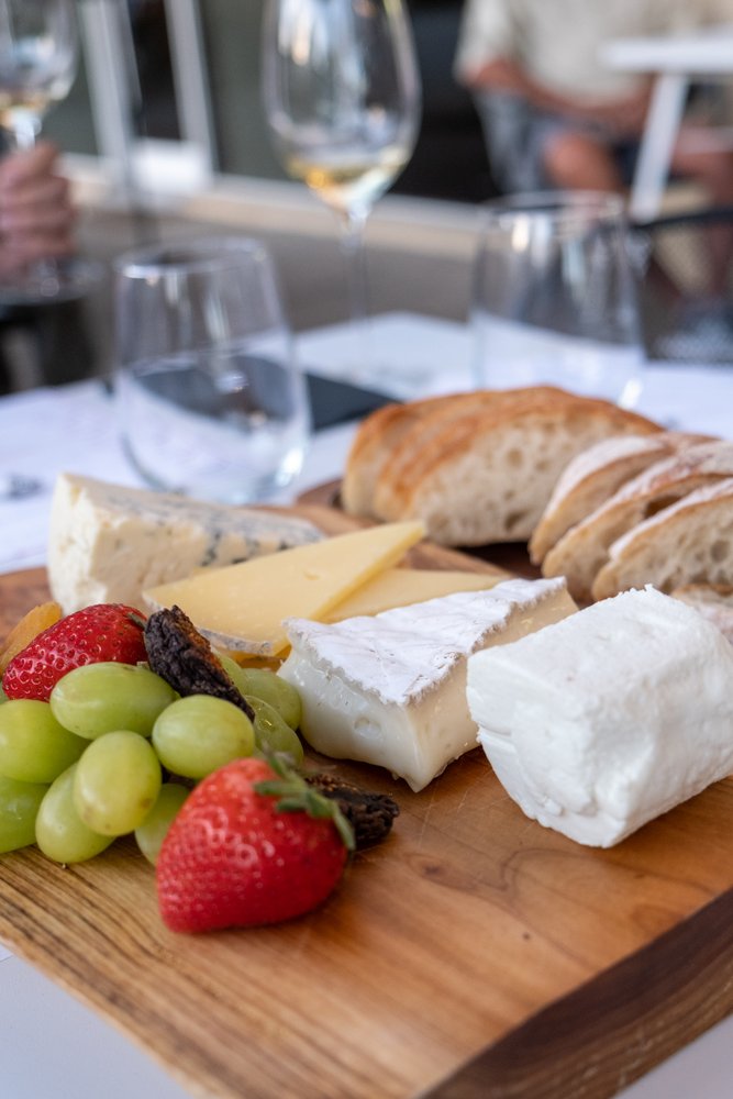 Flight Wine Lounge & Shop