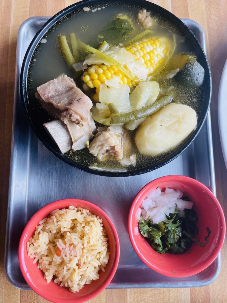 Jessy’s Taqueria & Pizza Bar