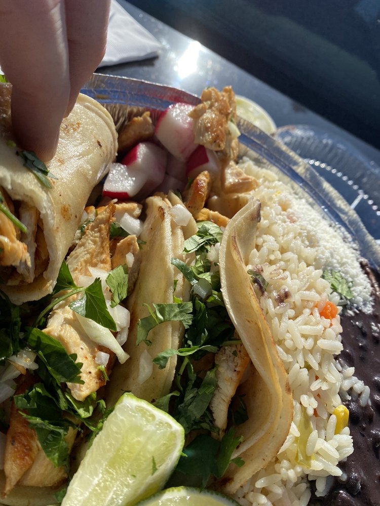 La Guadalupana Mini Mart II